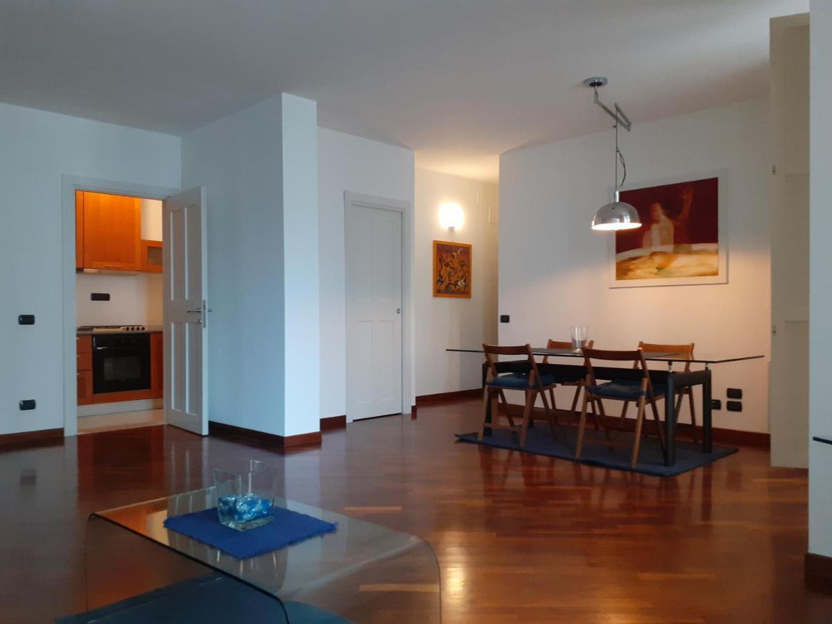Olimpia Apartment City Center Salerno Bagian luar foto