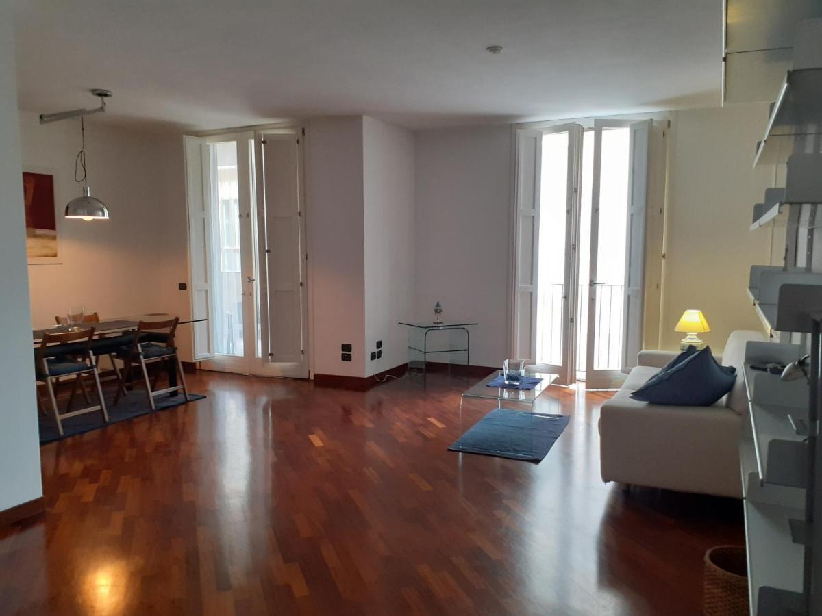 Olimpia Apartment City Center Salerno Bagian luar foto