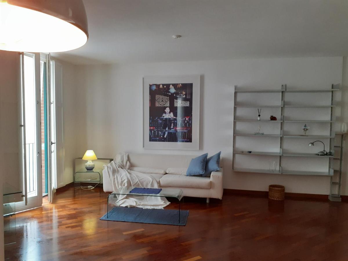 Olimpia Apartment City Center Salerno Bagian luar foto
