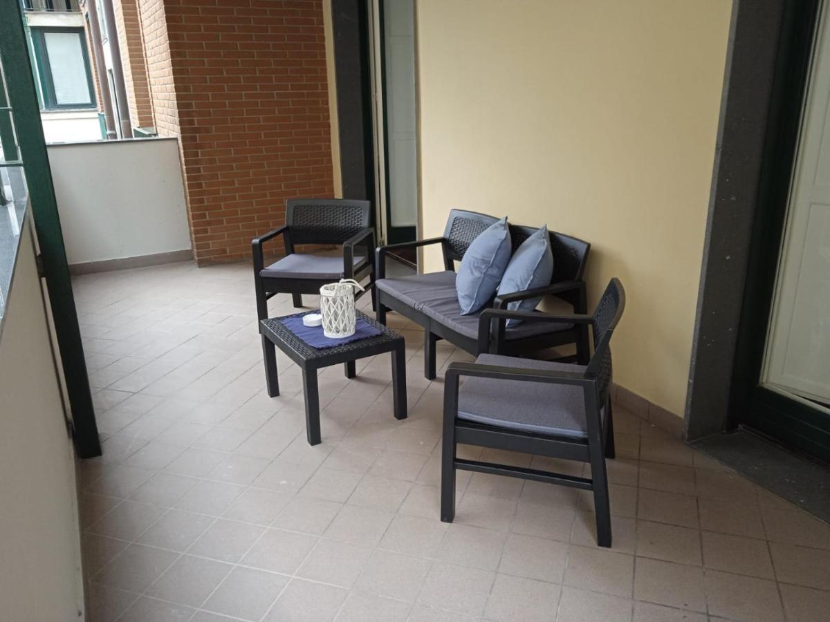 Olimpia Apartment City Center Salerno Bagian luar foto