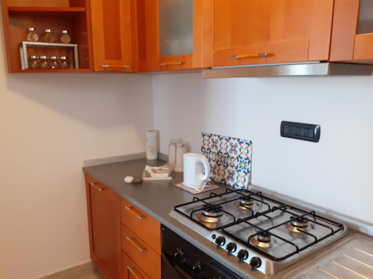 Olimpia Apartment City Center Salerno Bagian luar foto