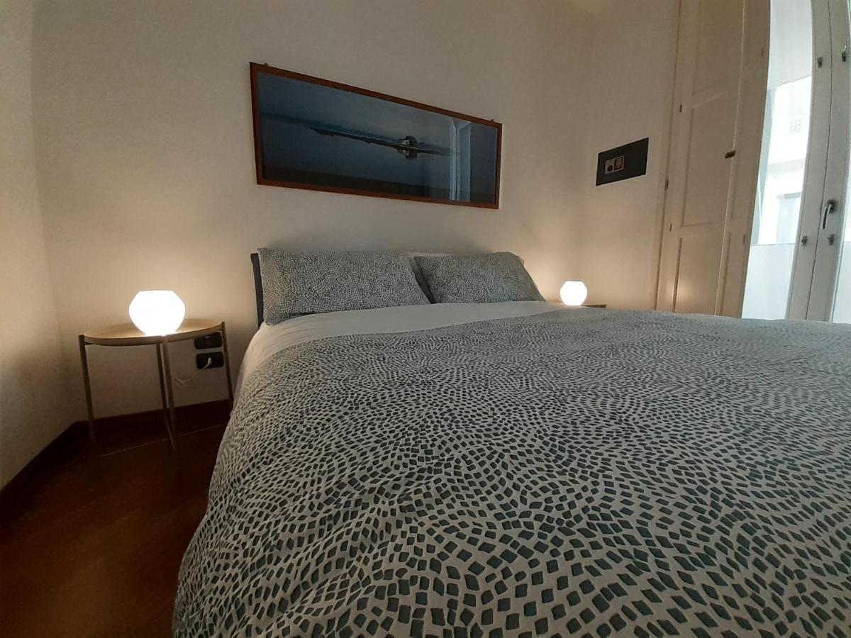 Olimpia Apartment City Center Salerno Bagian luar foto